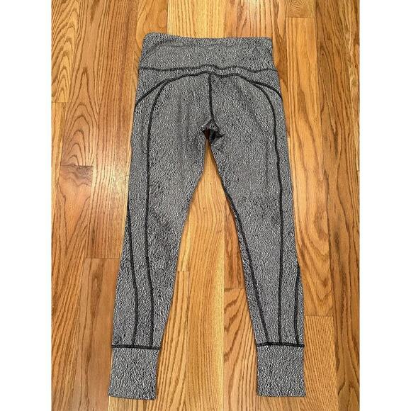 Lululemon High Rise Leggings - Picture 2 of 6